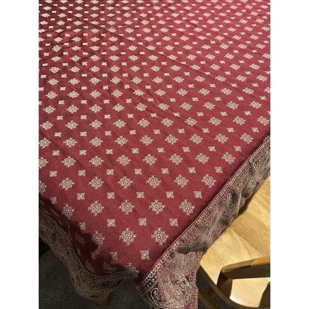 Tablecloth Burgundy With Tan Design Cotton Blend Square 48"x 48"